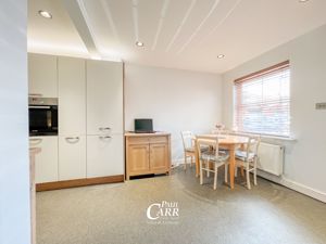 Photo 19- click for photo gallery